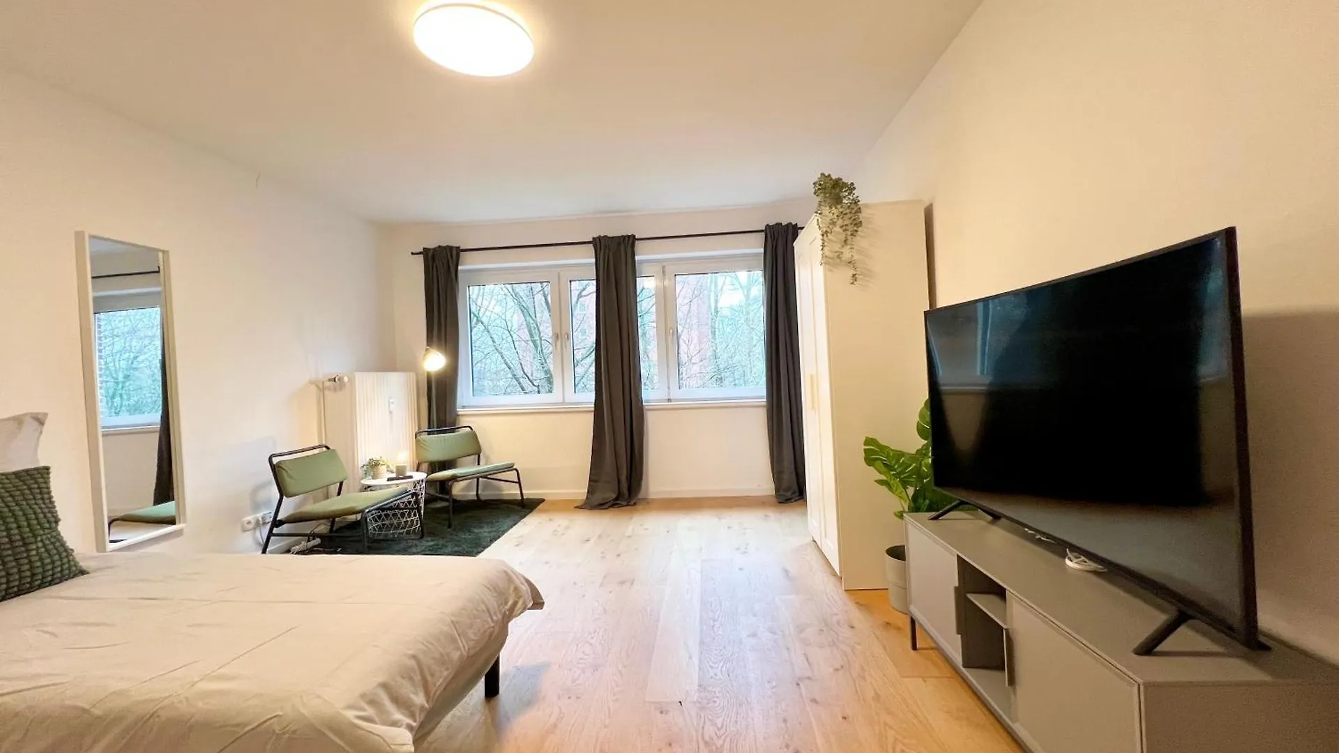 Gemuetliche, Geraeumige Wohnung In Hamburg 0*,  Deutschland