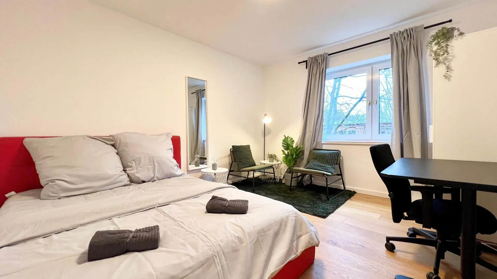Gemuetliche, Geraeumige Wohnung In Hamburg